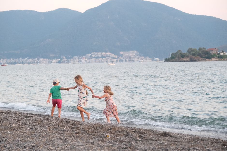 Budget Family Europe Cities: Budget Family Europe: 5 Cities Where Kids Eat Cheap and Stay Free
